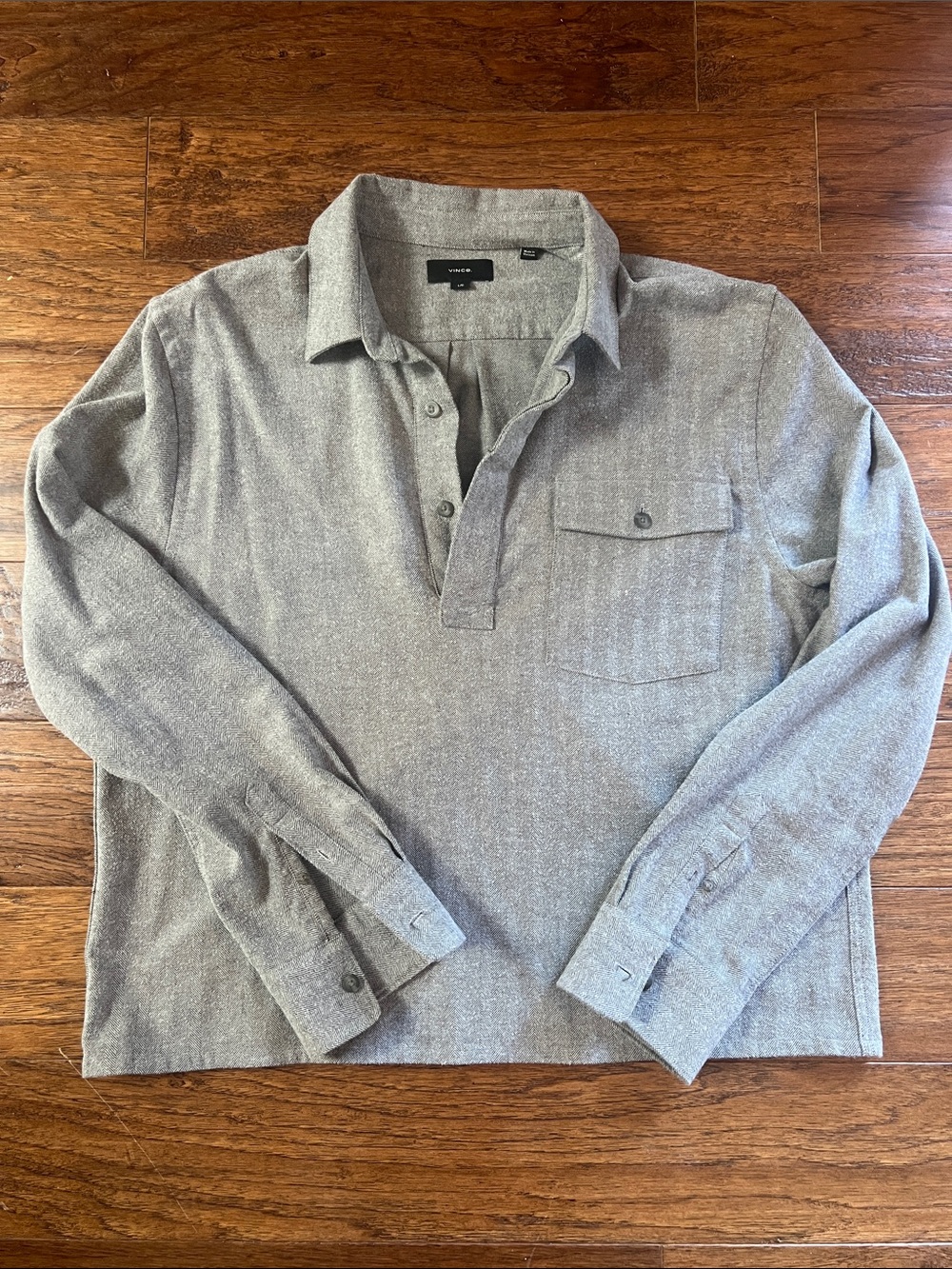 Vince Casual Long-Sleeve Button Placket Shirt in Heather Gray